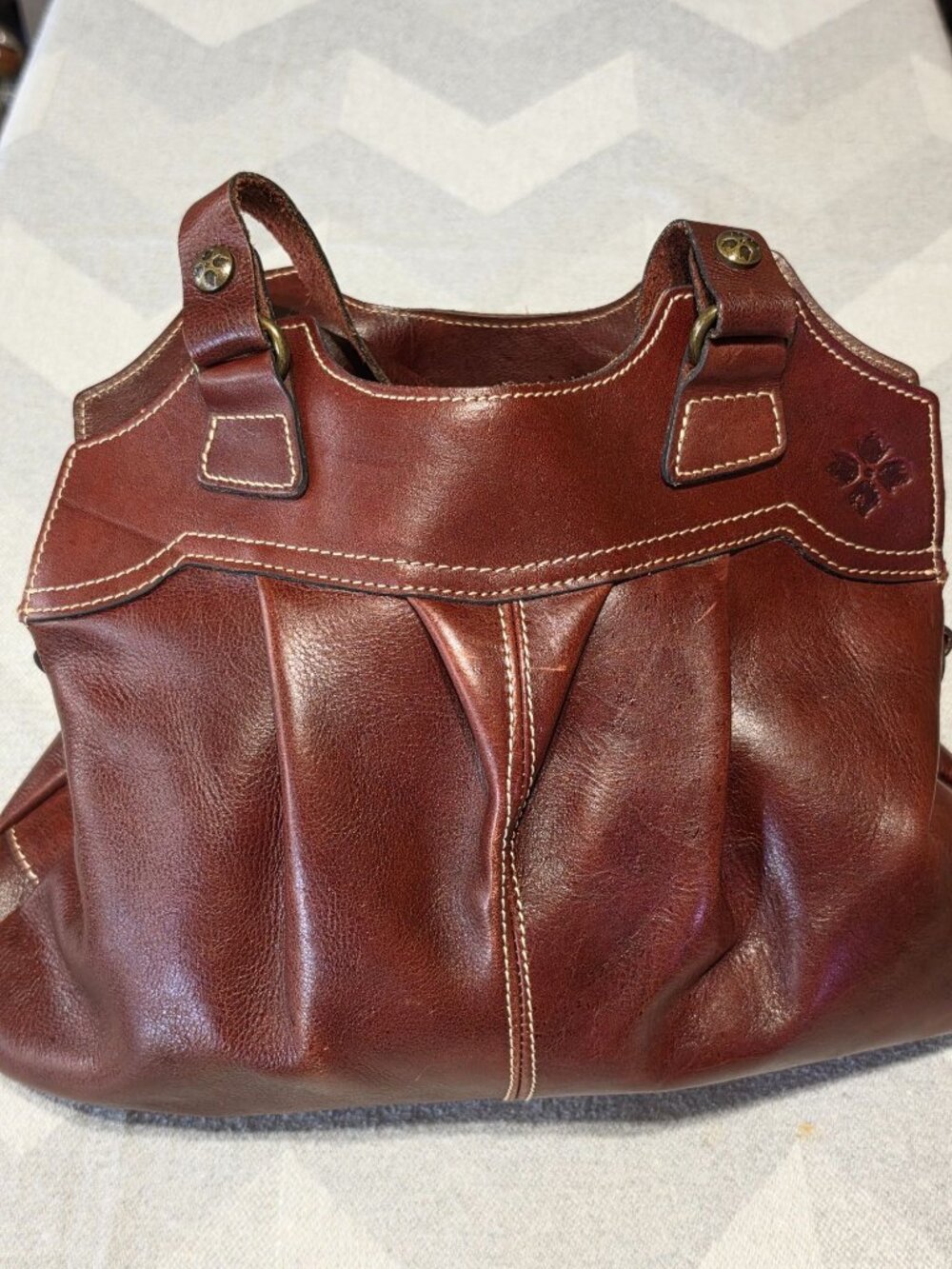 Vintage Brown Leather Tote Bag With Stitch Detailing & Brass Hardware - Spacious